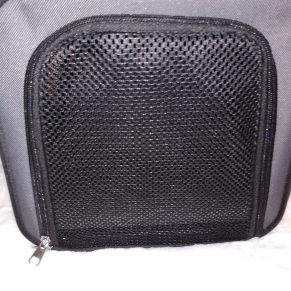 WDM Pet Carrier - Picture 4 of 7